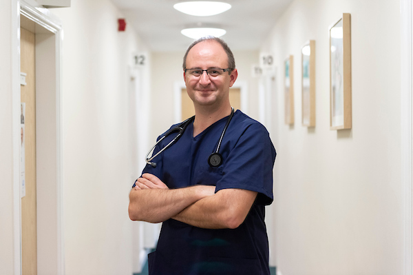 Dr Daniel Kimberling